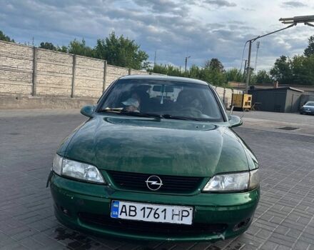 Зелений Опель Вектра, об'ємом двигуна 1.6 л та пробігом 391 тис. км за 2000 $, фото 1 на Automoto.ua