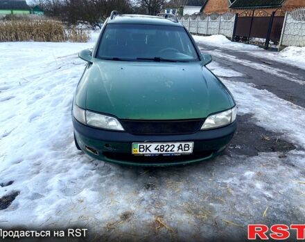 Зеленый Опель Вектра, объемом двигателя 1.6 л и пробегом 285 тыс. км за 1500 $, фото 1 на Automoto.ua