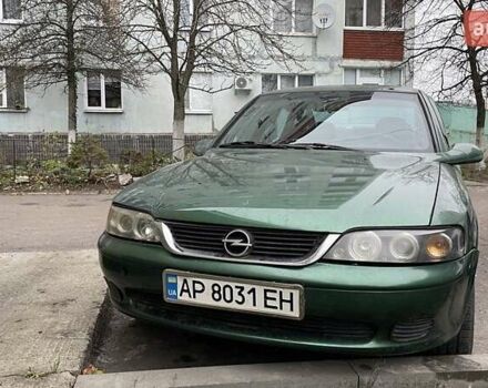 Зеленый Опель Вектра, объемом двигателя 2.5 л и пробегом 365 тыс. км за 2650 $, фото 1 на Automoto.ua