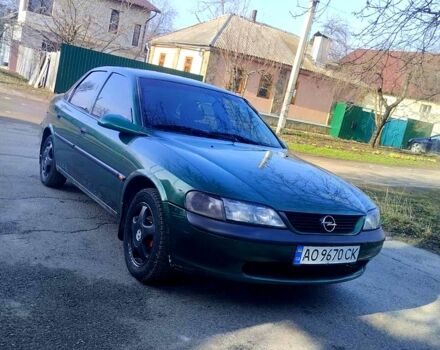Зеленый Опель Вектра, объемом двигателя 1.6 л и пробегом 0 тыс. км за 1750 $, фото 1 на Automoto.ua