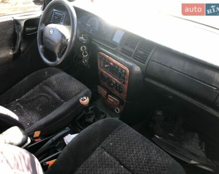 Зеленый Опель Вектра, объемом двигателя 1.8 л и пробегом 222 тыс. км за 650 $, фото 1 на Automoto.ua