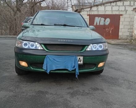 Зеленый Опель Вектра, объемом двигателя 0 л и пробегом 340 тыс. км за 2000 $, фото 1 на Automoto.ua