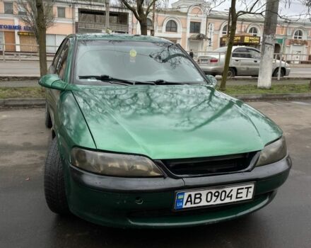 Зеленый Опель Вектра, объемом двигателя 2 л и пробегом 331 тыс. км за 2000 $, фото 1 на Automoto.ua