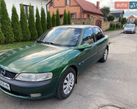 Зеленый Опель Вектра, объемом двигателя 2 л и пробегом 327 тыс. км за 2700 $, фото 1 на Automoto.ua