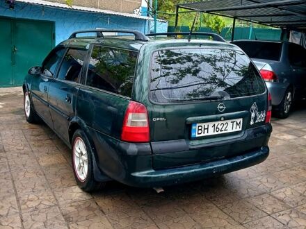 Опель Вектра 1998 у Подільськ (Котовськ) на Automoto.ua Зелений Опель Вектра, об'ємом двигуна 2 л та пробігом 0 тис. км за 2250 $, фото 1 на Automoto.ua