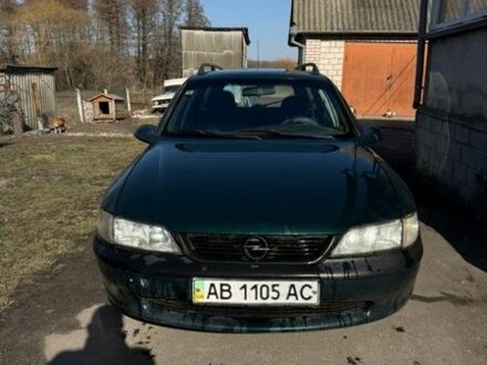Зелений Опель Вектра, об'ємом двигуна 1.6 л та пробігом 286 тис. км за 1500 $, фото 1 на Automoto.ua