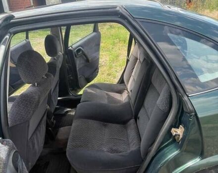 Зелений Опель Вектра, об'ємом двигуна 2 л та пробігом 400 тис. км за 2100 $, фото 1 на Automoto.ua