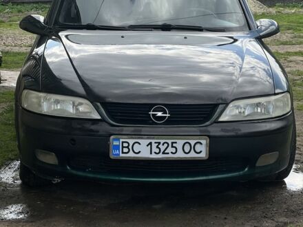 Опель Вектра 1998 у Самборе на Automoto.ua Зелений Опель Вектра, об'ємом двигуна 1.8 л та пробігом 410 тис. км за 1300 $, фото 1 на Automoto.ua