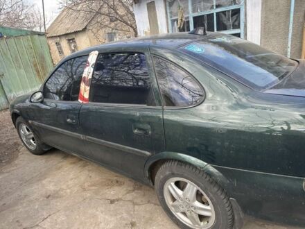 Опель Вектра 1998 в Кривом Роге на Automoto.ua Зеленый Опель Вектра, объемом двигателя 2 л и пробегом 220 тыс. км за 2500 $, фото 1 на Automoto.ua