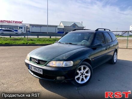 Опель Вектра 1998 у Миколаєві на Automoto.ua Зелений Опель Вектра, об'ємом двигуна 2 л та пробігом 250 тис. км за 2400 $, фото 1 на Automoto.ua