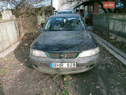 Зеленый Опель Вектра, объемом двигателя 2 л и пробегом 350 тыс. км за 1900 $, фото 1 на Automoto.ua