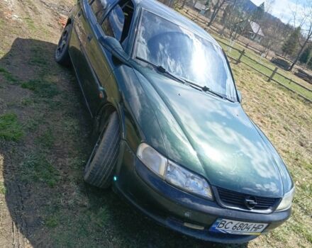 Зеленый Опель Вектра, объемом двигателя 1.6 л и пробегом 260 тыс. км за 1800 $, фото 1 на Automoto.ua