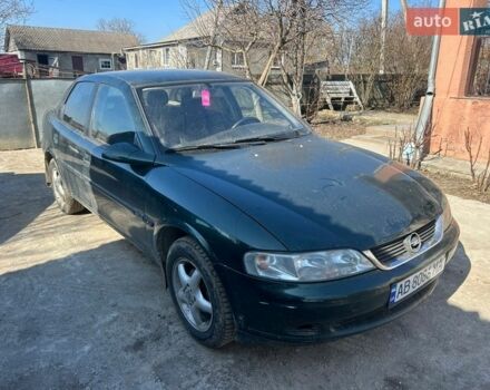 Зеленый Опель Вектра, объемом двигателя 1.8 л и пробегом 450 тыс. км за 1750 $, фото 1 на Automoto.ua