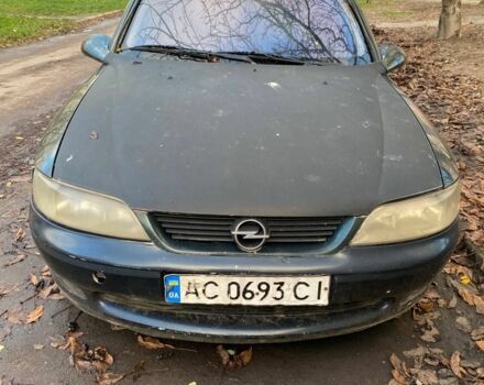 Зелений Опель Вектра, об'ємом двигуна 2 л та пробігом 500 тис. км за 759 $, фото 1 на Automoto.ua