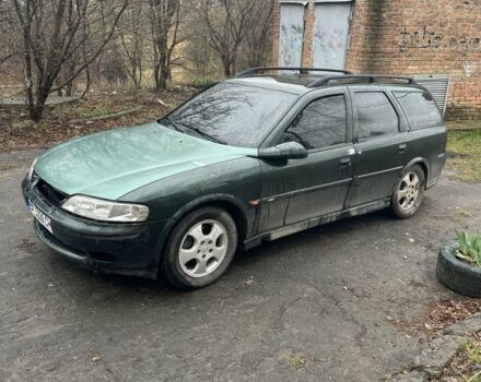 Зеленый Опель Вектра, объемом двигателя 1.6 л и пробегом 300 тыс. км за 2000 $, фото 1 на Automoto.ua