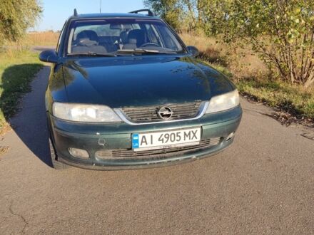 Зеленый Опель Вектра, объемом двигателя 2 л и пробегом 369 тыс. км за 1600 $, фото 1 на Automoto.ua