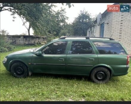 Зеленый Опель Вектра, объемом двигателя 2 л и пробегом 3 тыс. км за 1700 $, фото 1 на Automoto.ua