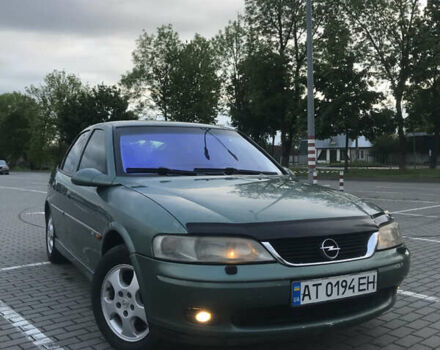 Зелений Опель Вектра, об'ємом двигуна 1.8 л та пробігом 320 тис. км за 2550 $, фото 1 на Automoto.ua