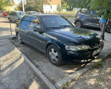 Зеленый Опель Вектра, объемом двигателя 2.2 л и пробегом 280 тыс. км за 1800 $, фото 1 на Automoto.ua