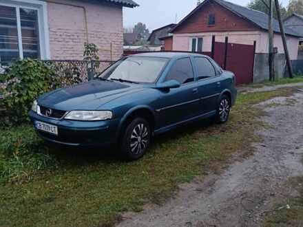 Зелений Опель Вектра, об'ємом двигуна 1.8 л та пробігом 285 тис. км за 2800 $, фото 1 на Automoto.ua