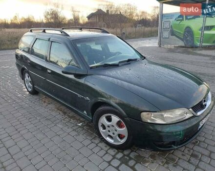 Зелений Опель Вектра, об'ємом двигуна 2.17 л та пробігом 309 тис. км за 1750 $, фото 1 на Automoto.ua
