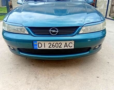 Зеленый Опель Вектра, объемом двигателя 1.6 л и пробегом 0 тыс. км за 2600 $, фото 1 на Automoto.ua