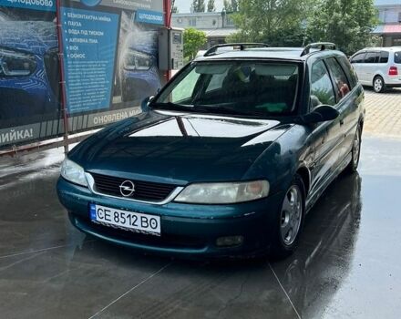Зеленый Опель Вектра, объемом двигателя 1.6 л и пробегом 250 тыс. км за 2550 $, фото 1 на Automoto.ua