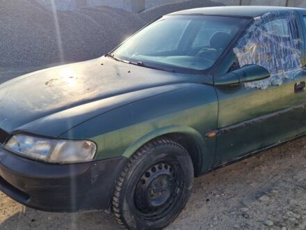 Зелений Опель Вектра, об'ємом двигуна 6 л та пробігом 50 тис. км за 450 $, фото 1 на Automoto.ua