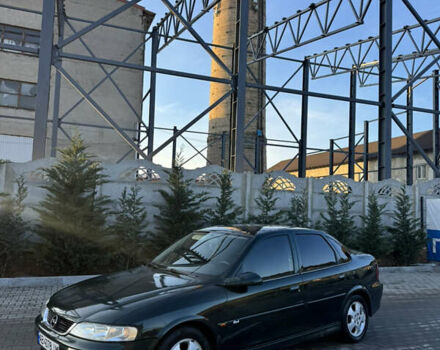 Зеленый Опель Вектра, объемом двигателя 1.6 л и пробегом 280 тыс. км за 2250 $, фото 1 на Automoto.ua