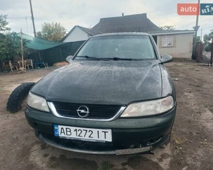 Зеленый Опель Вектра, объемом двигателя 1.8 л и пробегом 111 тыс. км за 1200 $, фото 1 на Automoto.ua