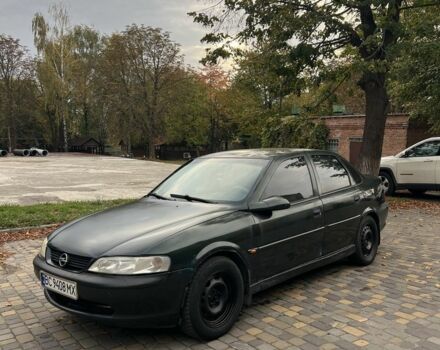 Зелений Опель Вектра, об'ємом двигуна 1.8 л та пробігом 300 тис. км за 1150 $, фото 1 на Automoto.ua