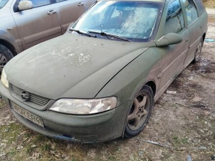 Зеленый Опель Вектра, объемом двигателя 2 л и пробегом 325 тыс. км за 1200 $, фото 1 на Automoto.ua