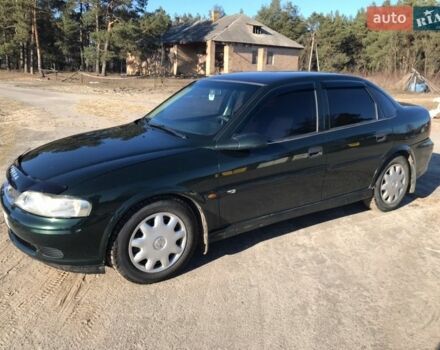Зеленый Опель Вектра, объемом двигателя 2 л и пробегом 337 тыс. км за 3100 $, фото 1 на Automoto.ua