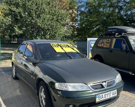 Зелений Опель Вектра, об'ємом двигуна 2.2 л та пробігом 250 тис. км за 1499 $, фото 1 на Automoto.ua