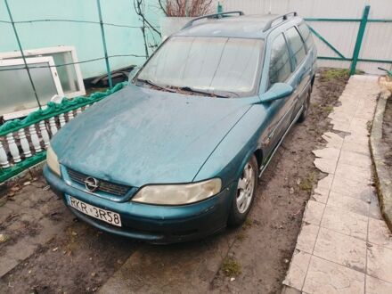 Зелений Опель Вектра, об'ємом двигуна 0 л та пробігом 111 тис. км за 474 $, фото 1 на Automoto.ua