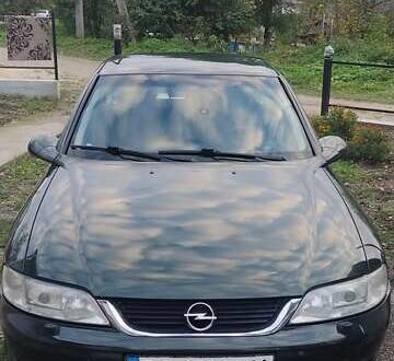 Опель Вектра 2001 в Гусятине на Automoto.ua Зеленый Опель Вектра, объемом двигателя 1.6 л и пробегом 400 тыс. км за 3600 $, фото 1 на Automoto.ua