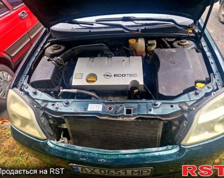 Зеленый Опель Вектра, объемом двигателя 1.8 л и пробегом 28000 тыс. км за 3580 $, фото 1 на Automoto.ua