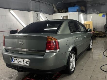 Зеленый Опель Вектра, объемом двигателя 2.2 л и пробегом 363 тыс. км за 3200 $, фото 1 на Automoto.ua