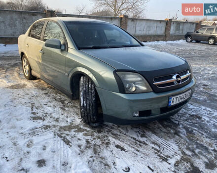 Зеленый Опель Вектра, объемом двигателя 2.2 л и пробегом 300 тыс. км за 2700 $, фото 1 на Automoto.ua