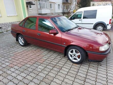 Опель Вектра А 1994 в Стрые на Automoto.ua Красный Опель Вектра А, объемом двигателя 1.6 л и пробегом 480 тыс. км за 2450 $, фото 1 на Automoto.ua