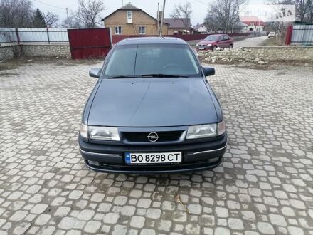 Опель Вектра А 1994 у Тернополі на Automoto.ua Сірий Опель Вектра А, об'ємом двигуна 1.8 л та пробігом 360 тис. км за 2300 $, фото 1 на Automoto.ua