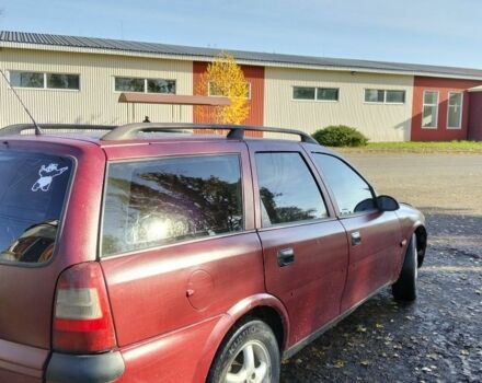 Красный Опель Вита, объемом двигателя 2 л и пробегом 350 тыс. км за 1250 $, фото 4 на Automoto.ua