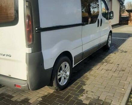 Белый Опель Виваро, объемом двигателя 1.9 л и пробегом 337 тыс. км за 5999 $, фото 9 на Automoto.ua