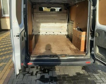 Белый Опель Виваро, объемом двигателя 1.9 л и пробегом 337 тыс. км за 5999 $, фото 1 на Automoto.ua