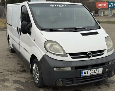 Белый Опель Виваро, объемом двигателя 1.9 л и пробегом 350 тыс. км за 4700 $, фото 4 на Automoto.ua