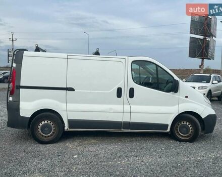 Белый Опель Виваро, объемом двигателя 2 л и пробегом 312 тыс. км за 6990 $, фото 10 на Automoto.ua