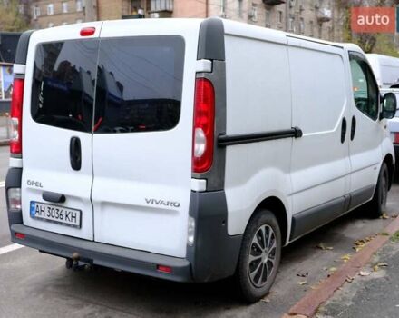 Белый Опель Виваро, объемом двигателя 2 л и пробегом 257 тыс. км за 8200 $, фото 1 на Automoto.ua
