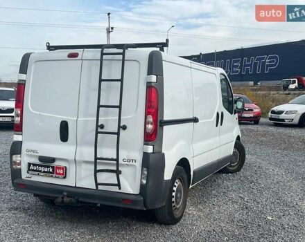 Белый Опель Виваро, объемом двигателя 2 л и пробегом 312 тыс. км за 6990 $, фото 8 на Automoto.ua