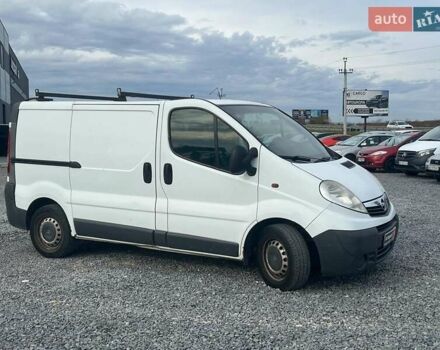 Белый Опель Виваро, объемом двигателя 2 л и пробегом 312 тыс. км за 6990 $, фото 11 на Automoto.ua