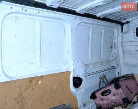 Белый Опель Виваро, объемом двигателя 2 л и пробегом 257 тыс. км за 8200 $, фото 13 на Automoto.ua